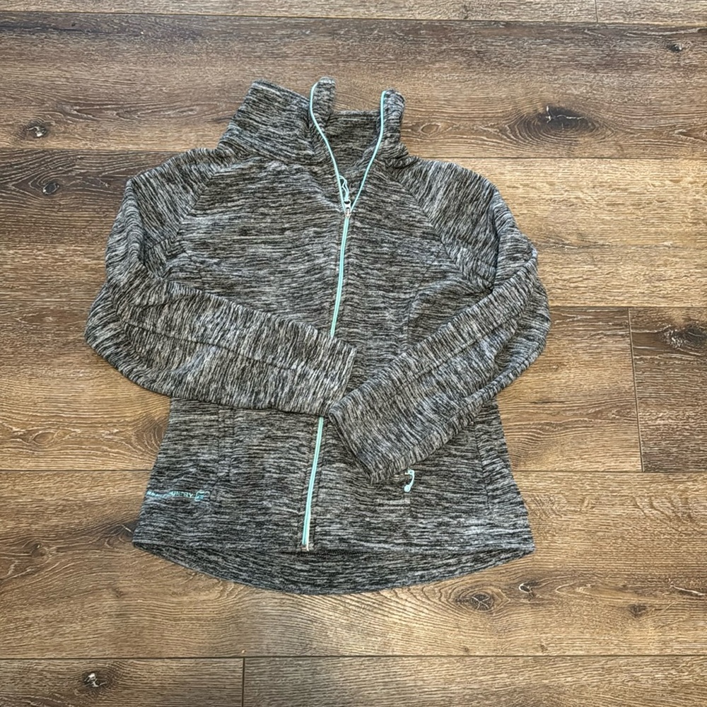 Free country full zip medium
